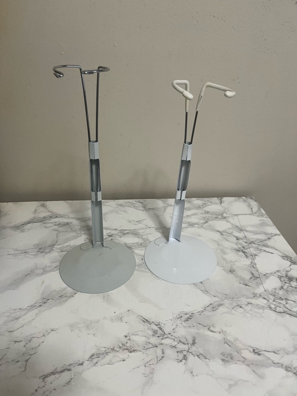 Doll Metal Stands